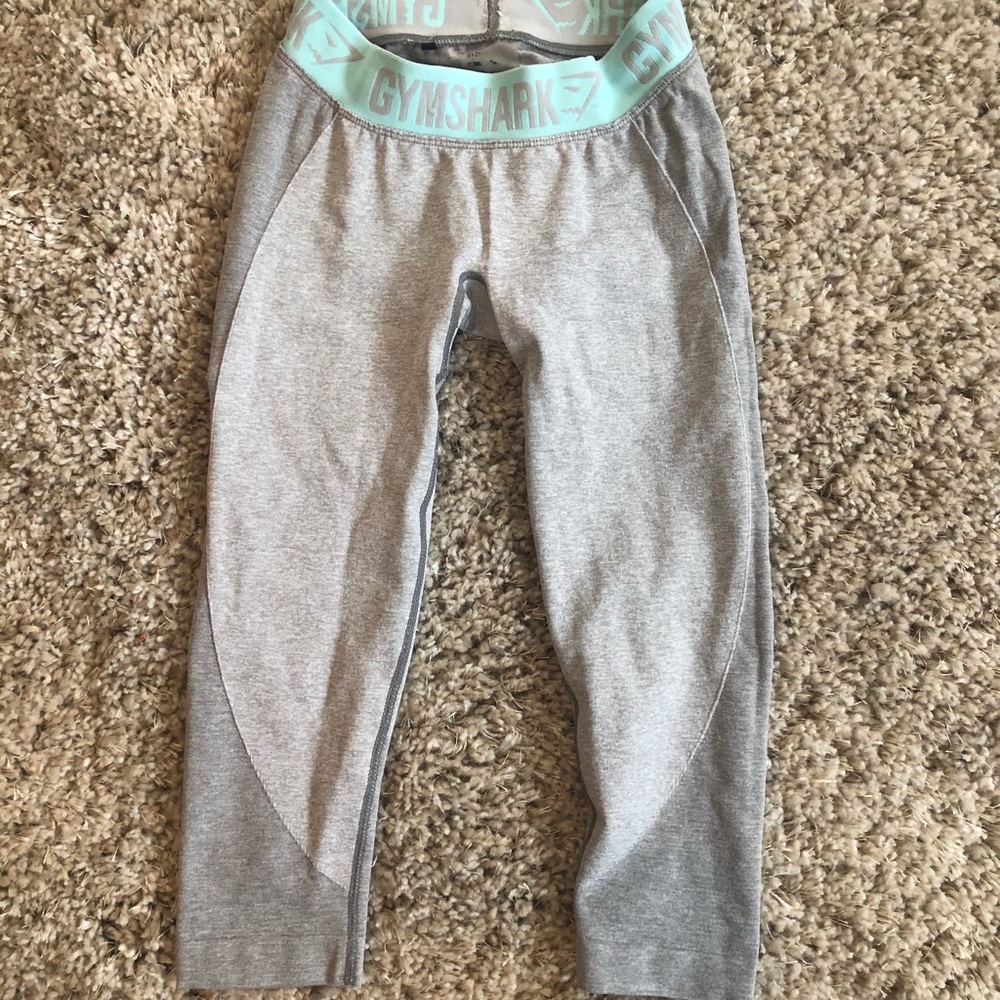 Gym Shark cropped workout leggings